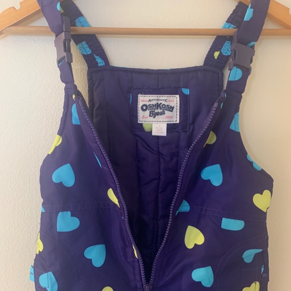 Girls snow pants (bib style) hearts - Picture 3 of 3